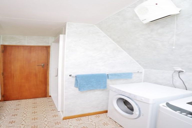 Photo of property in 38 Brown Street, Strathern, Invercargill, 9812