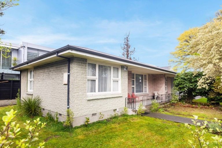 Photo of property in 98 Bealey Avenue, Christchurch Central, Christchurch, 8013