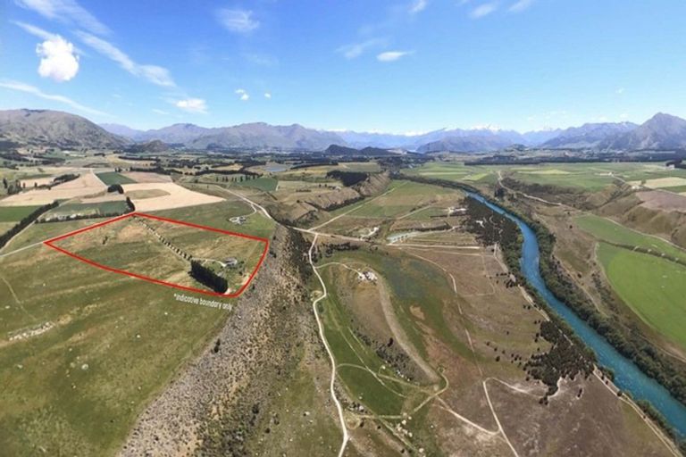 Photo of property in 182 Stevenson Road, Wanaka, 9382