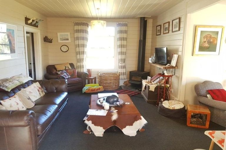 Photo of property in 8 Mcraes Road, Waikari, 7385