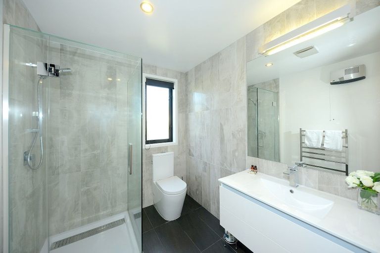 Photo of property in 4/275 Kilmore Street, Christchurch Central, Christchurch, 8011