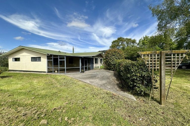 Photo of property in 291 Kuku Road East, Kuku, Levin, 5570