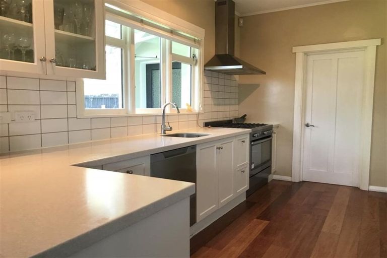 Photo of property in 106 Tomes Road, St Albans, Christchurch, 8052