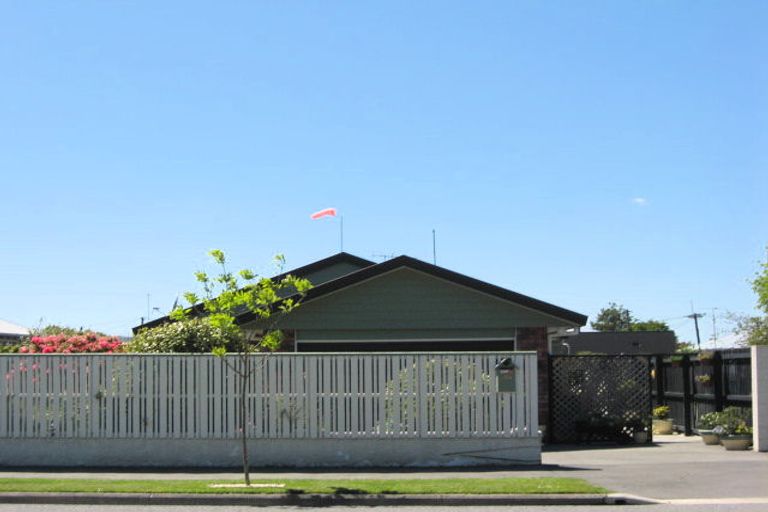 Photo of property in 154 West Belt, Rangiora, 7400