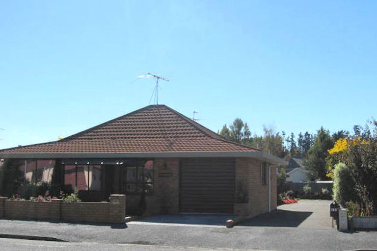 Photo of property in 1/61 Cameron Street, Ashburton, 7700