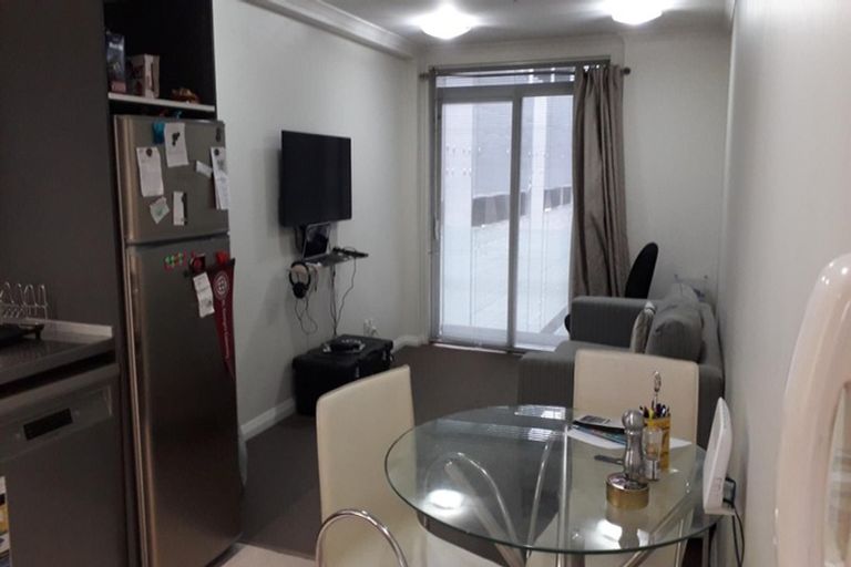 Photo of property in Monvie Apartments, 409/15 Holland Street, Te Aro, Wellington, 6011