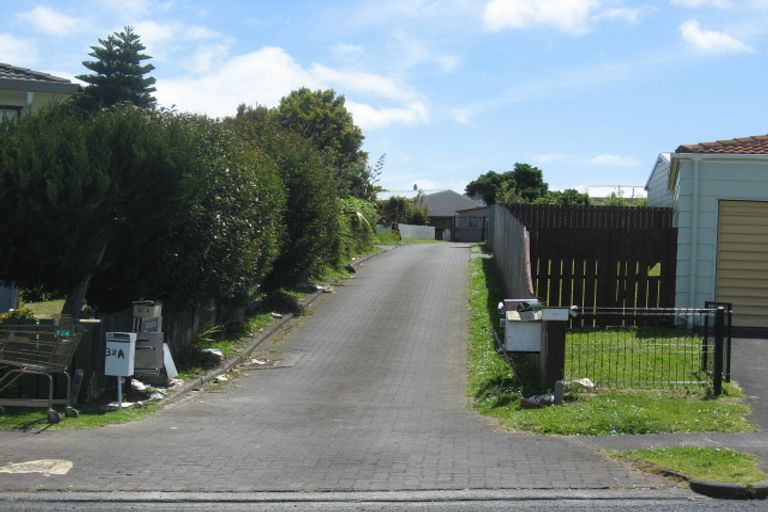 Photo of property in 2/36 Maplesden Drive, Clendon Park, Auckland, 2103