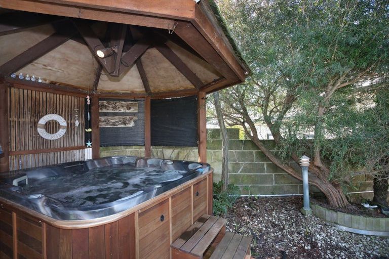 Photo of property in 20 Park View Avenue, Feilding, 4702