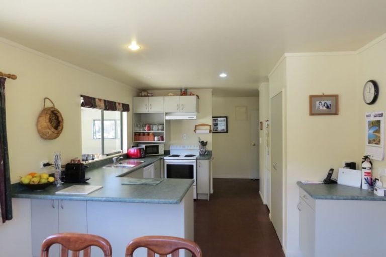 Photo of property in 210 Edward Street, Coromandel, 3506
