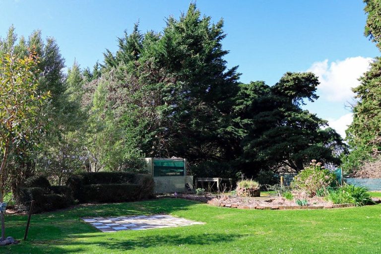 Photo of property in 258 Smith Road, Dannevirke, 4978