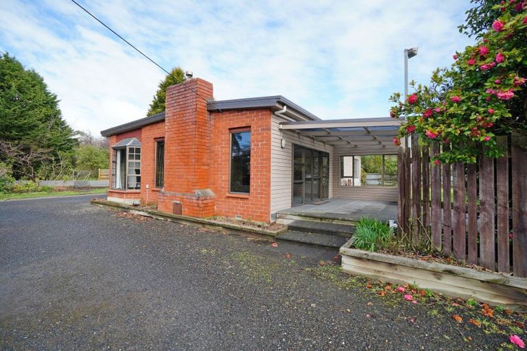 Photo of property in 29 Awarua Road, Otatara, Invercargill, 9879