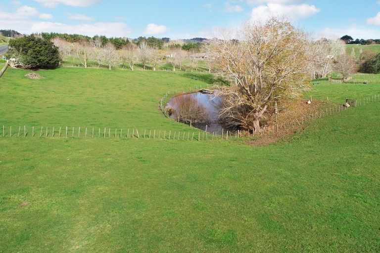 Photo of property in 639b Runciman Road, Runciman, Drury, 2578