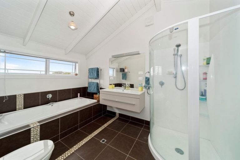 Photo of property in 231 Saint Aubyn Street, New Plymouth, 4310