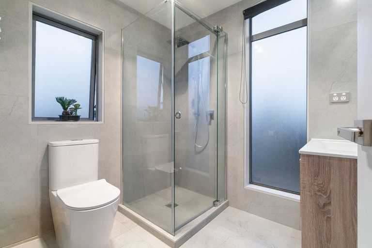 Photo of property in 1/1a Halsey Road, Manurewa, Auckland, 2102