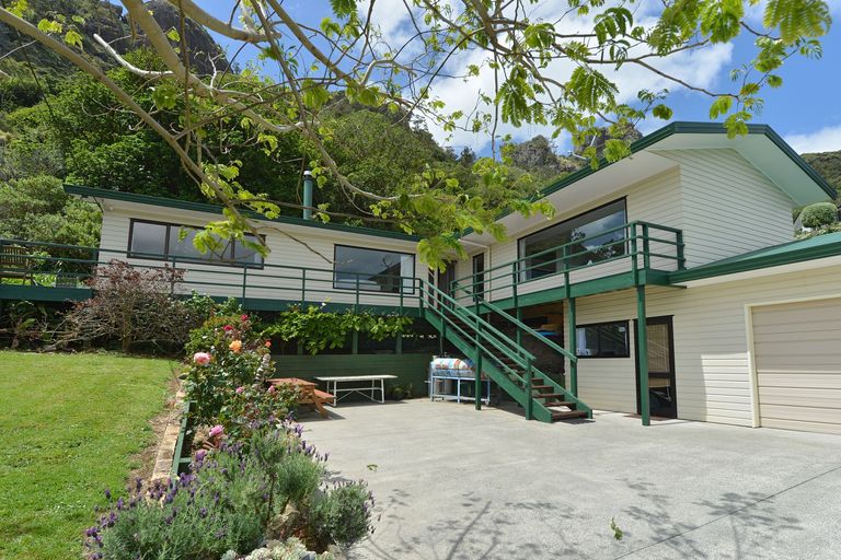 Photo of property in 95 Reotahi Road, Whangarei Heads, Whangarei, 0174