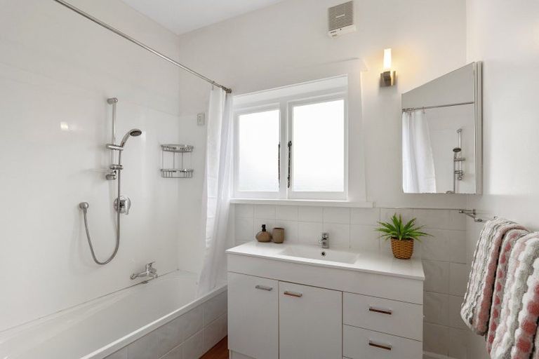 Photo of property in 214 Wilsons Road, Waltham, Christchurch, 8023
