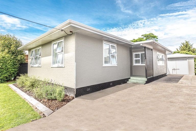 Photo of property in 27 Lewis Avenue, Aramoho, Whanganui, 4500
