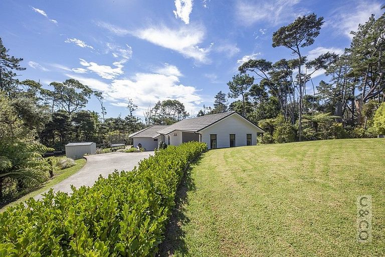 Photo of property in 22c Sunnyvale Road, Swanson, Auckland, 0614