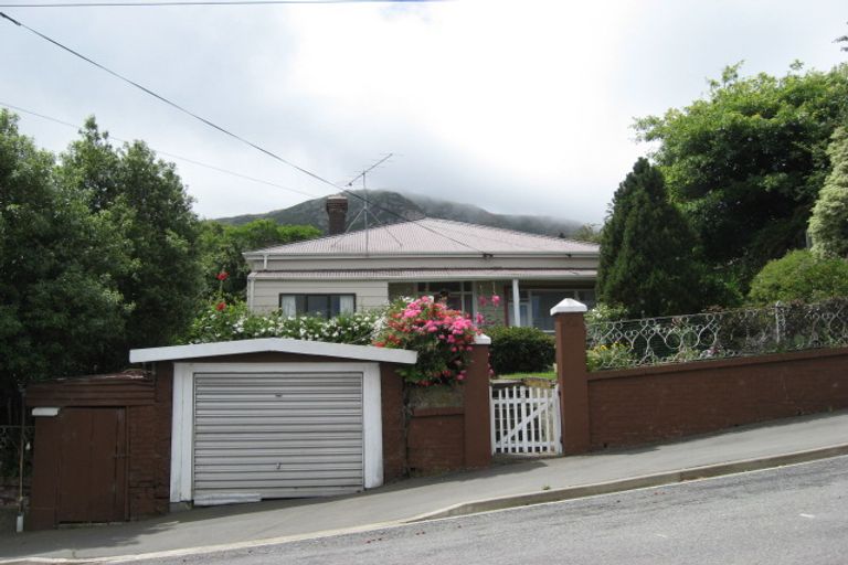 Photo of property in 32 Exeter Street, Lyttelton, 8082