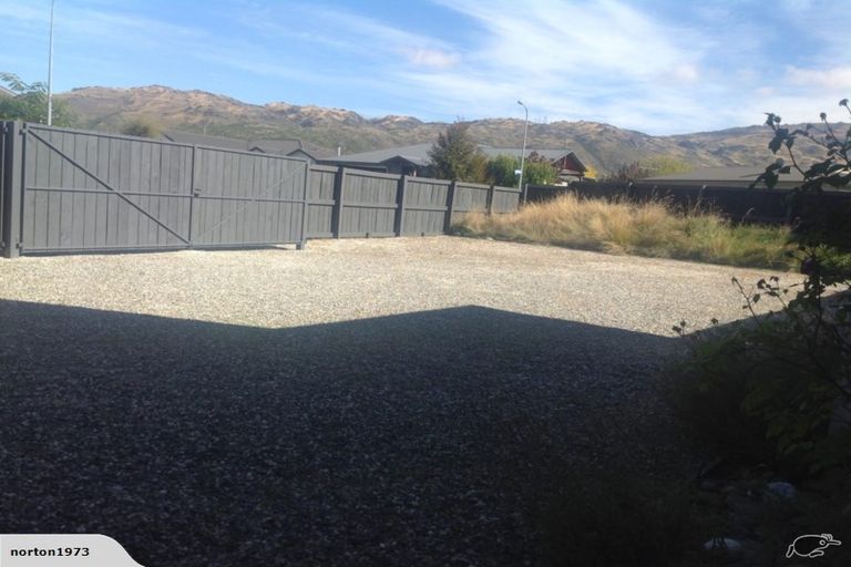 Photo of property in 1 Elizabeth Place, Clyde, 9330