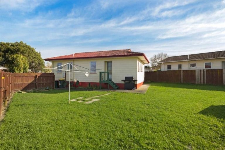 Photo of property in 36 Secretariat Place, Randwick Park, Auckland, 2105