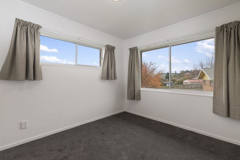 Photo of property in 60b Thomas Crescent, Western Heights, Rotorua, 3015