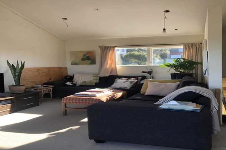 Photo of property in 10 Birla Terrace, Broadmeadows, Wellington, 6035