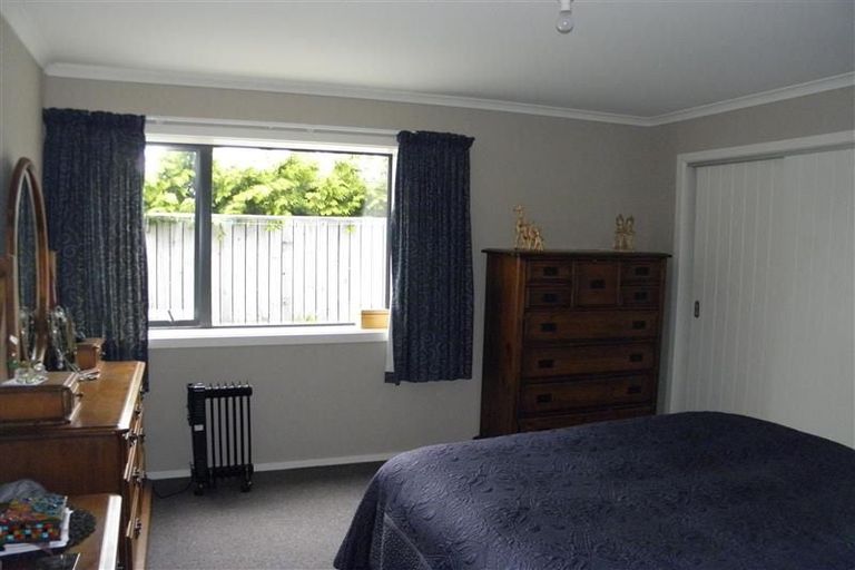 Photo of property in 12 Douglas Street, Grasmere, Invercargill, 9810