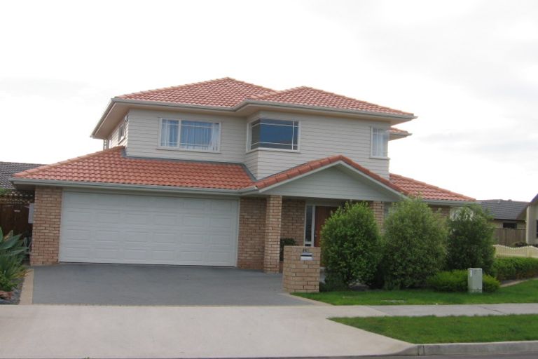 Photo of property in 26 Cyril French Drive, Flat Bush, Auckland, 2016