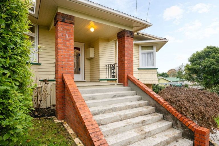 Photo of property in 21 Dinsdale Road, Dinsdale, Hamilton, 3204