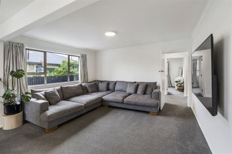 Photo of property in 149 Wainoni Road, Avondale, Christchurch, 8061