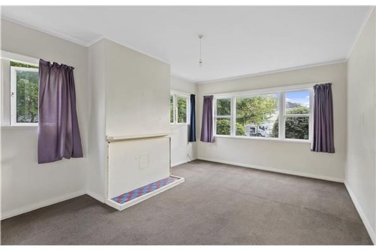 Photo of property in 2/5 Tara Street, Riccarton, Christchurch, 8041