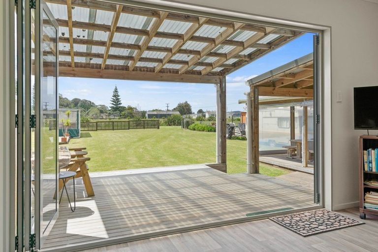 Photo of property in 13 Taiwa Road, Oakura, Hikurangi, 0184