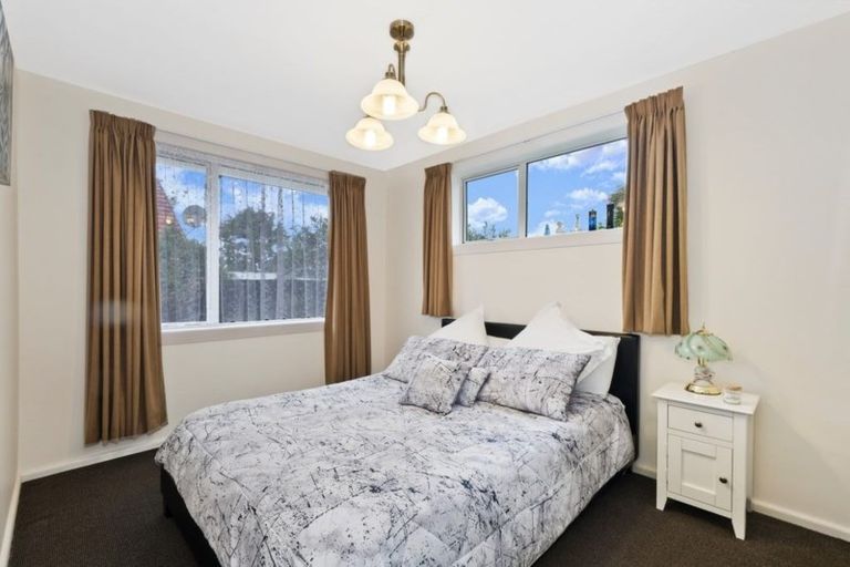 Photo of property in 4 Wimborne Crescent, Aranui, Christchurch, 8061