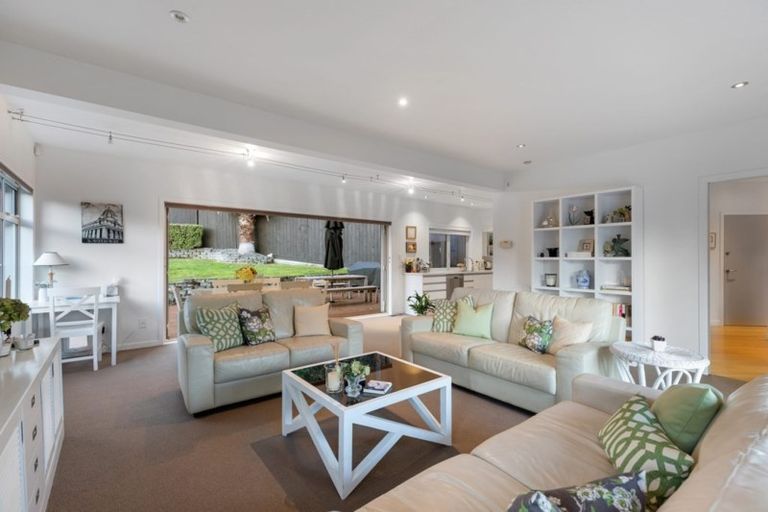 Photo of property in 58 Memorial Drive, Hamilton East, Hamilton, 3216