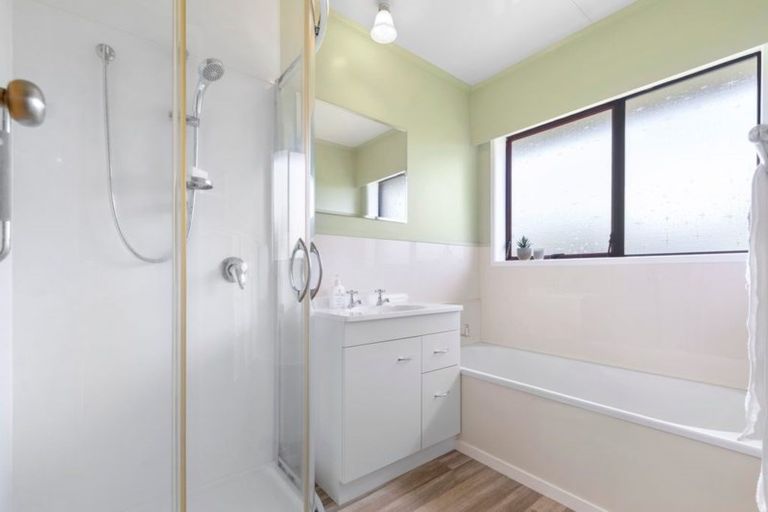 Photo of property in 125b Old Wairoa Road, Papakura, 2110