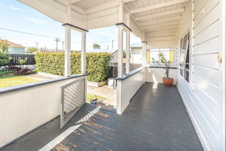 Photo of property in 93 Gonville Avenue, Gonville, Whanganui, 4501