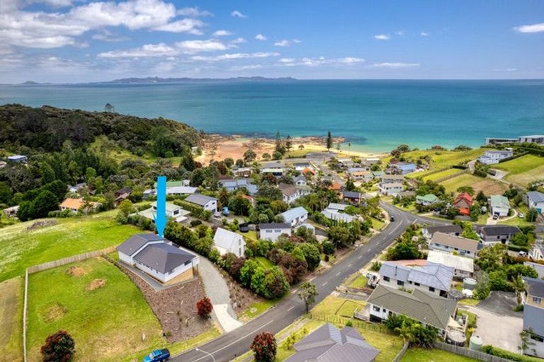 Photo of property in 77 Stratford Drive, Cable Bay, 0420