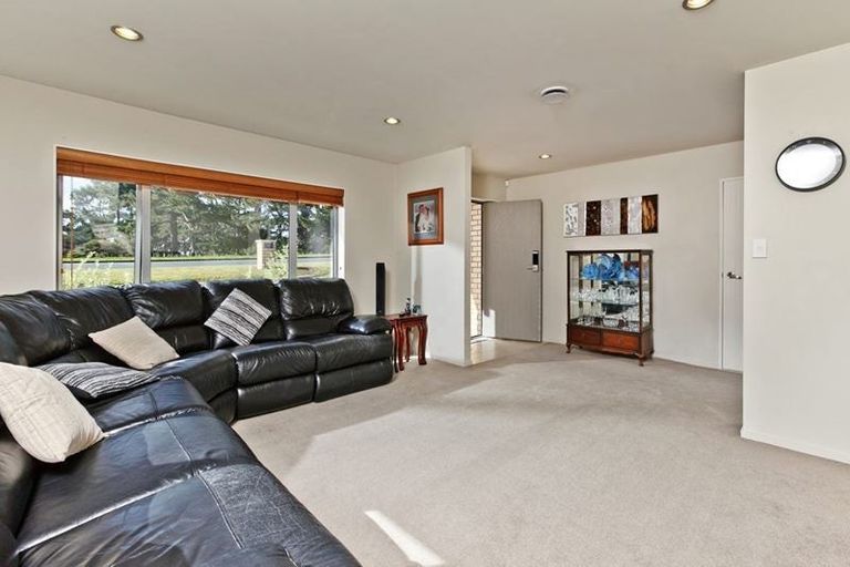 Photo of property in 90b Schnapper Rock Road, Schnapper Rock, Auckland, 0632