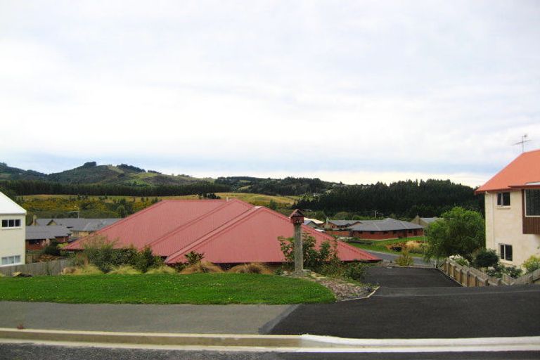 Photo of property in 49 Duxford Crescent, Fairfield, Dunedin, 9018