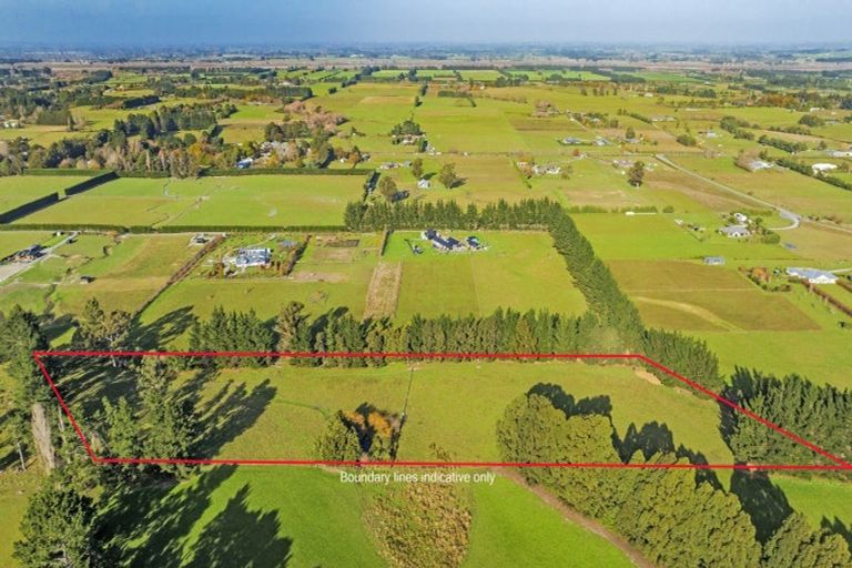 Photo of property in 297 Loburn Whiterock Road, Loburn, Rangiora, 7472