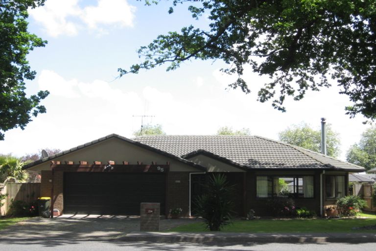 Photo of property in 95 Carlyle Street, Leamington, Cambridge, 3432