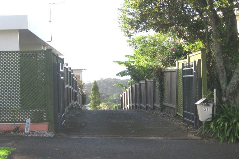 Photo of property in 31 Chatswood Grove, Chatswood, Auckland, 0626