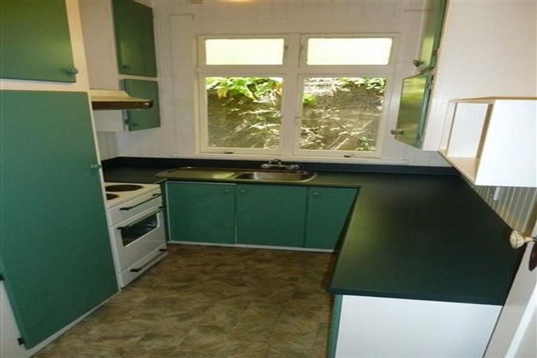 Photo of property in 50 Shakespeare Road, Bluff Hill, Napier, 4110