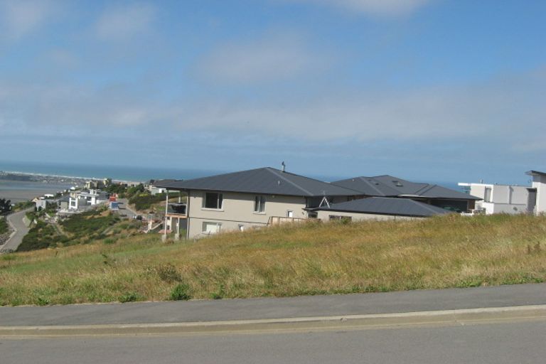 Photo of property in 4 Omeo Crescent, Redcliffs, Christchurch, 8081