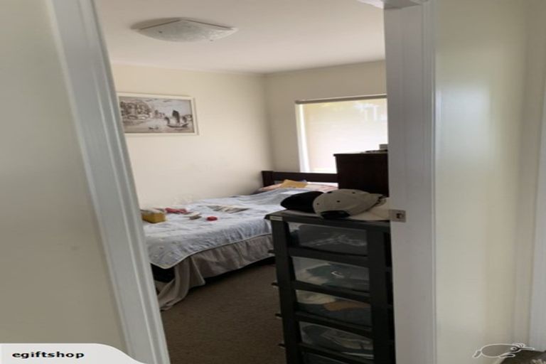 Photo of property in 1/15 Bramley Drive, Farm Cove, Auckland, 2012