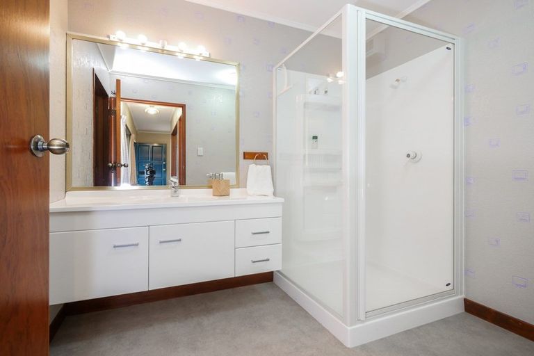 Photo of property in 139 Doon Street, Waverley, Dunedin, 9013