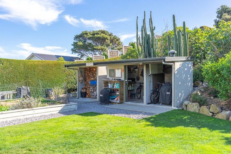 Photo of property in 4 Lamont Place, Waikanae, 5036