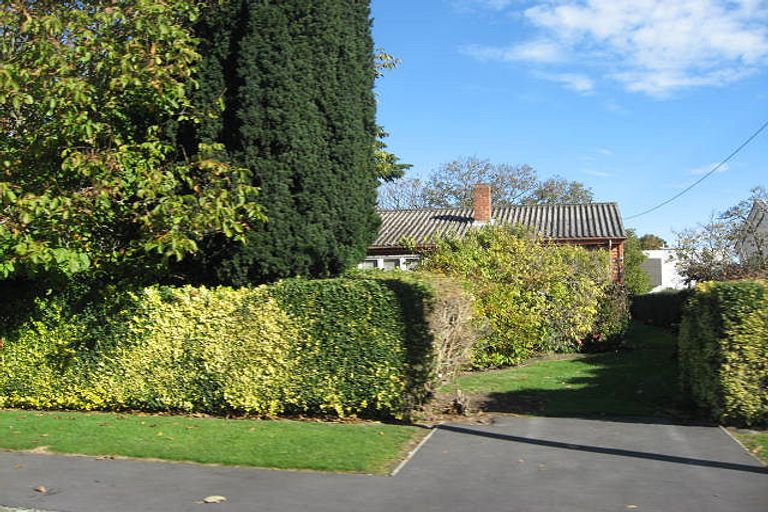 Photo of property in 85 Bryndwr Road, Bryndwr, Christchurch, 8052