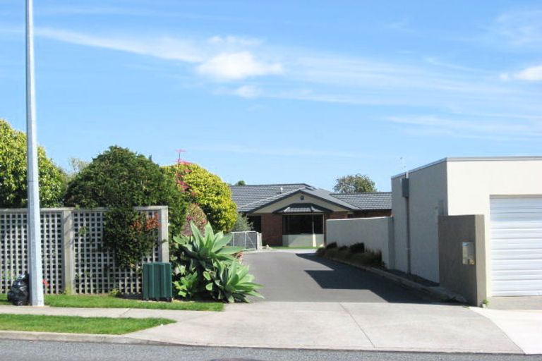 Photo of property in 173b Heta Road, Highlands Park, New Plymouth, 4312